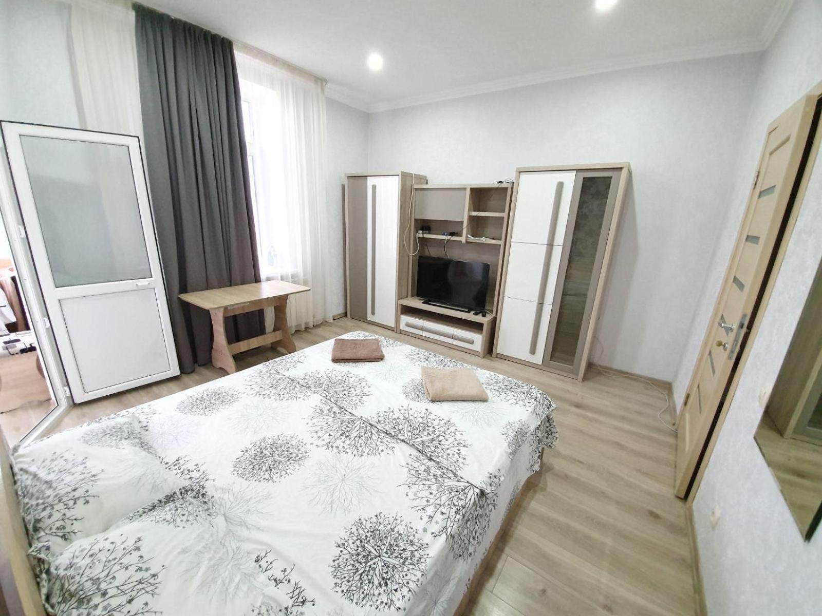 Tourist Home At Stefan Cel Mare With 2 Rooms تشيسيناو المظهر الخارجي الصورة
